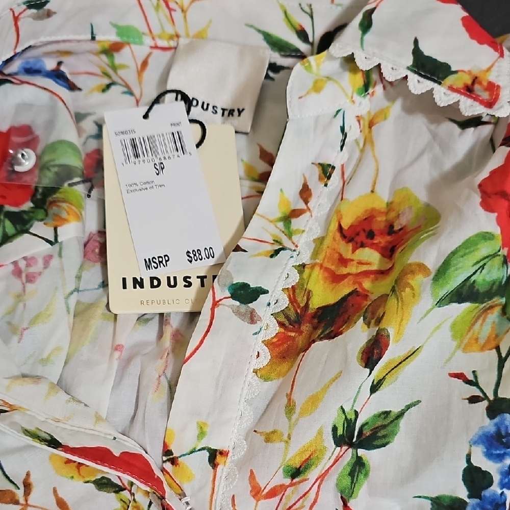 Florals For SPRING White Floral Button-Front Blouse with Red & Yellow Blooms - Picture 4 of 12
